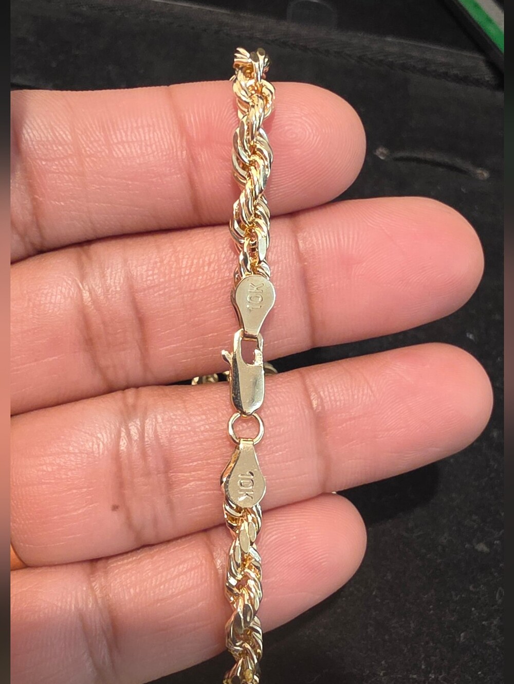 10kt Gold Rope Chain - Picture 8 of 9